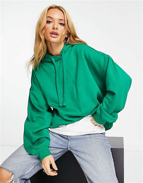 bershka forest green hoodie.